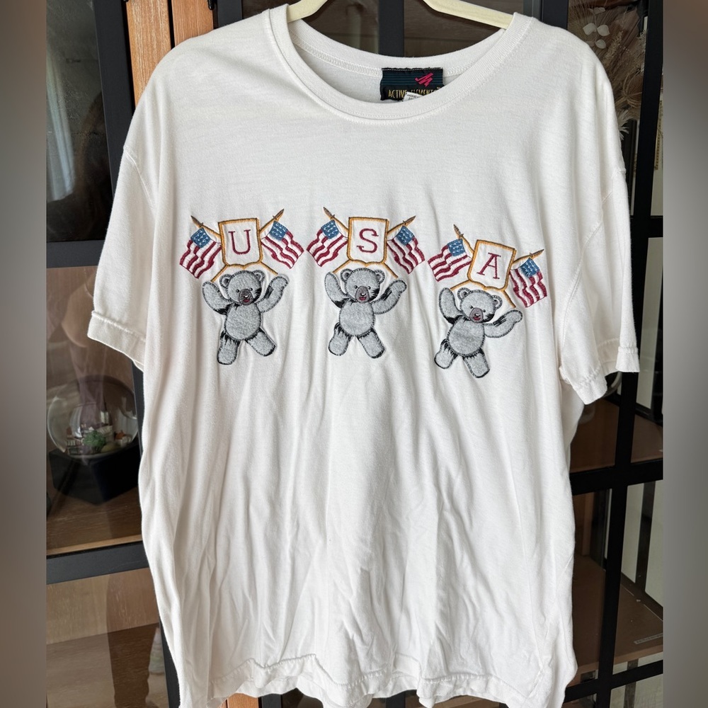 Vintage 80s USA Teddy bears embroidered applique flags short sleeve tee american